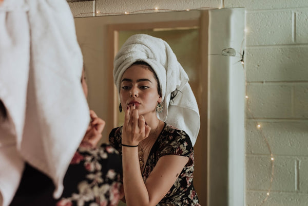 Sensitive Skin: How to Build a Gentle Skincare Routine