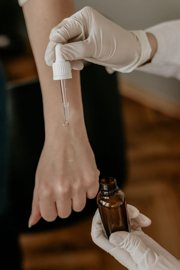 The Ultimate Guide to Applying Serums for Flawless Skin