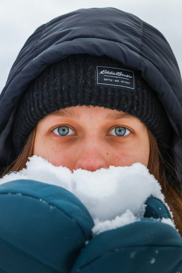Protect Your Skin: Effective Winter Skincare Tips to Combat Dryness and Flakiness
